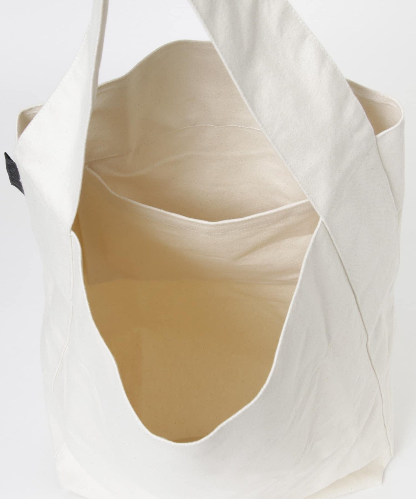 Kaan MEGA BUCKET TOTE 托特包