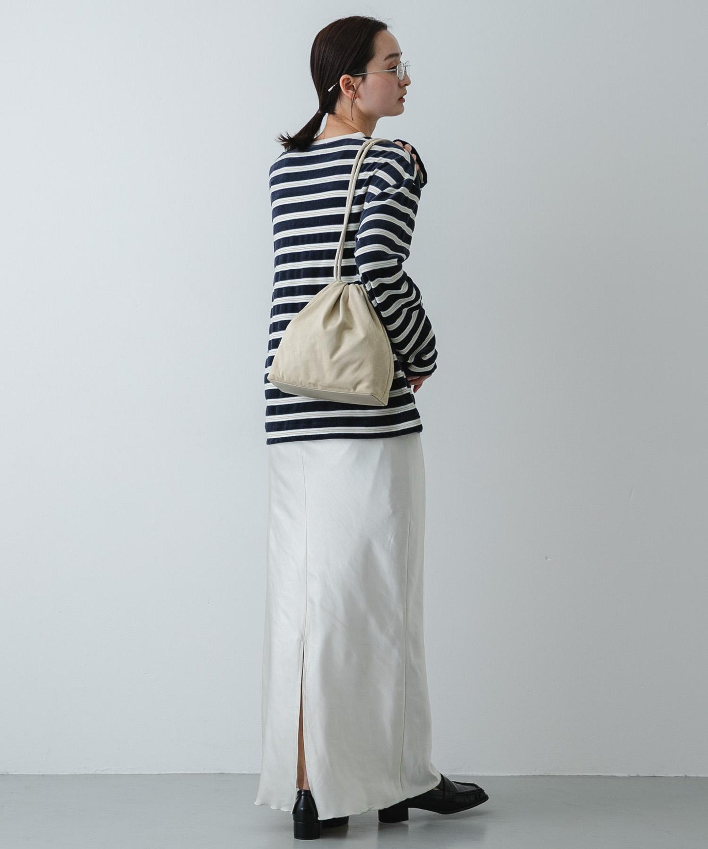 有底設計巾著包