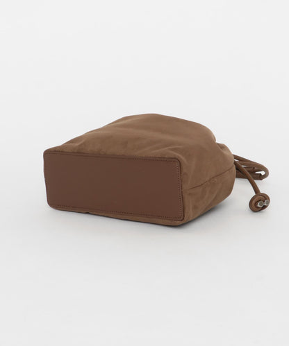 有底設計巾著包