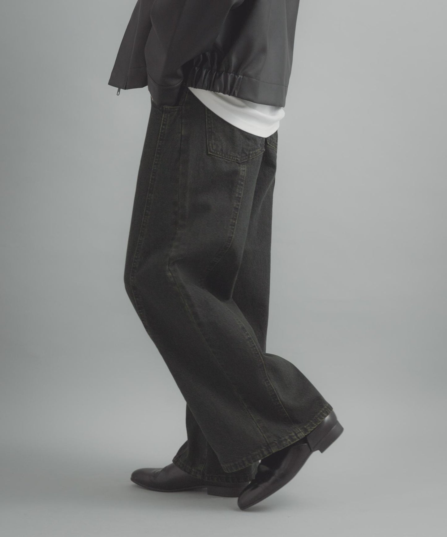 水洗做舊寬鬆闊腿牛仔褲