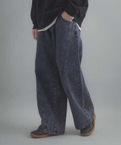 水洗做舊寬鬆闊腿牛仔褲