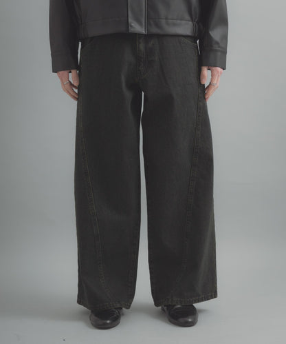 水洗做舊寬鬆闊腿牛仔褲