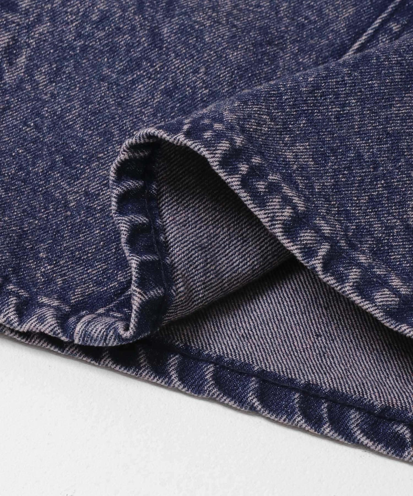 水洗做舊寬鬆闊腿牛仔褲