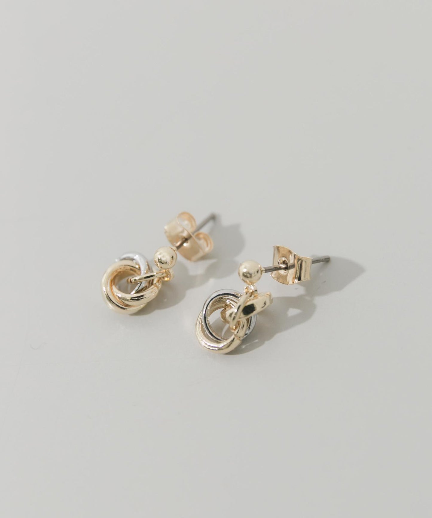 疊層圓環小巧耳環