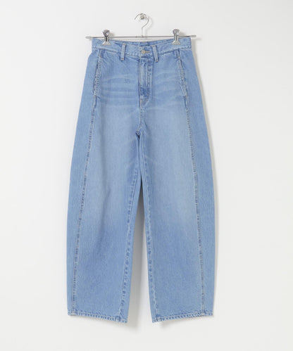 接縫設計 彎刀版型 牛仔褲