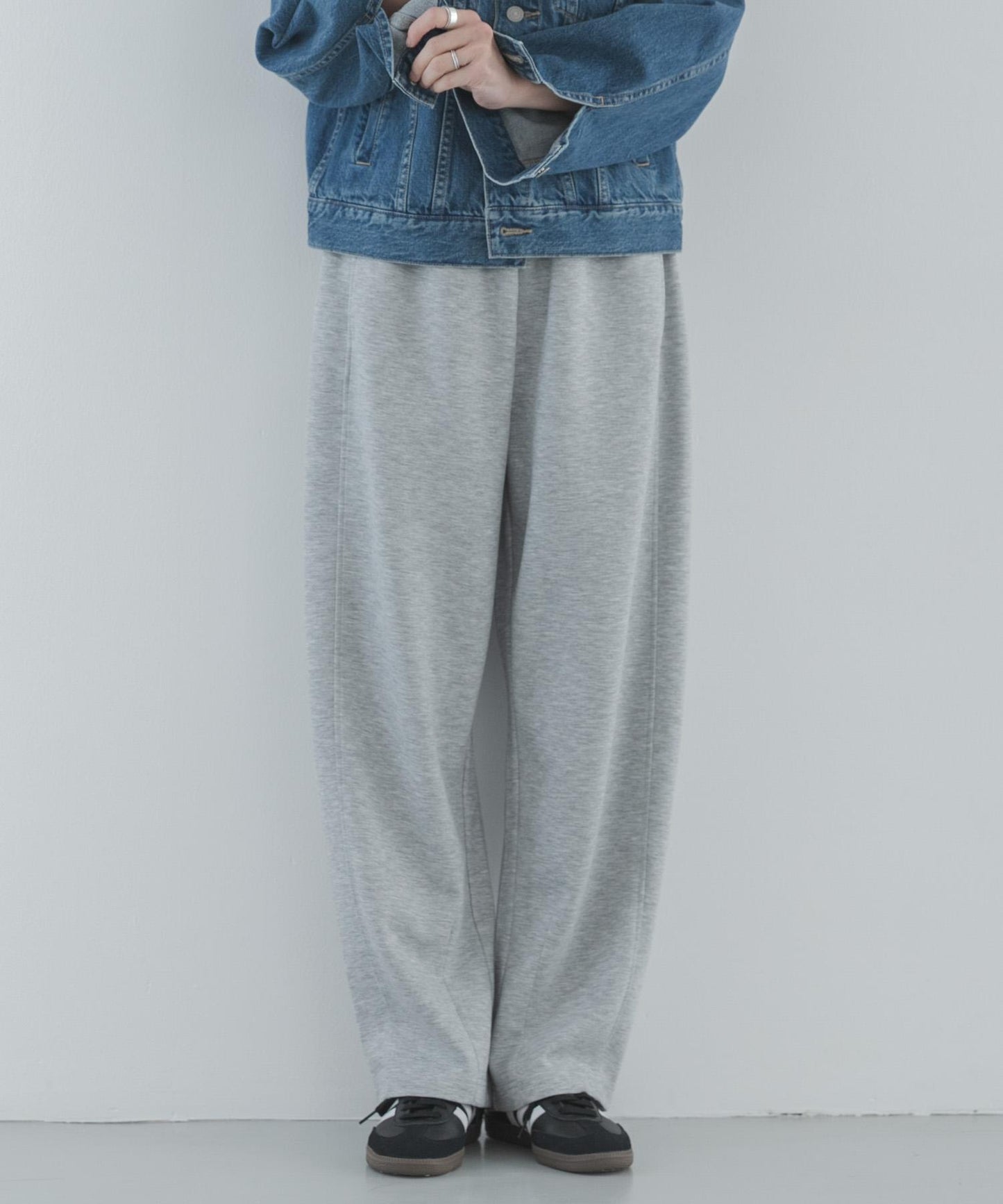 柔軟衛衣面料 彎刀版型 褲子