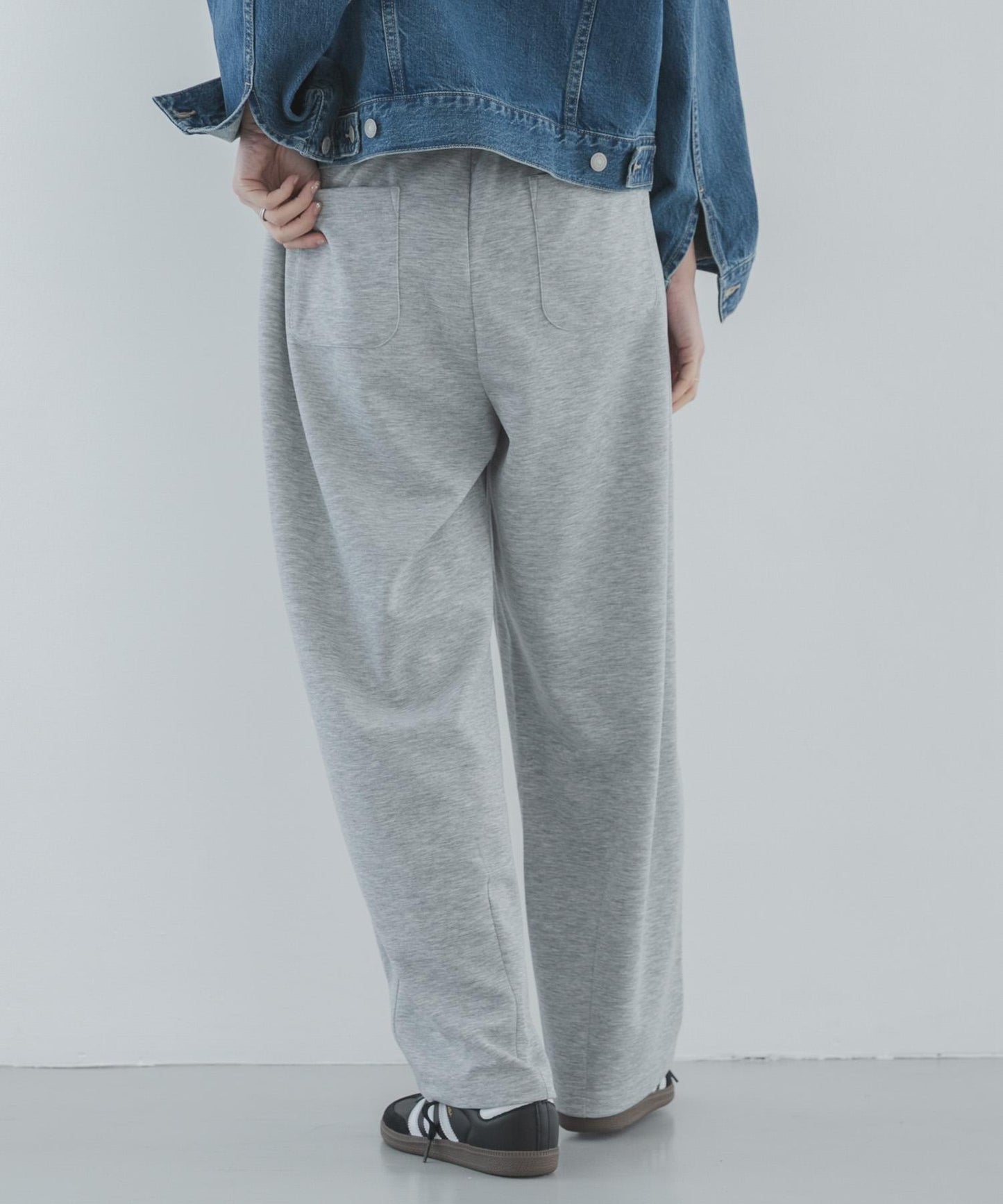 柔軟衛衣面料 彎刀版型 褲子