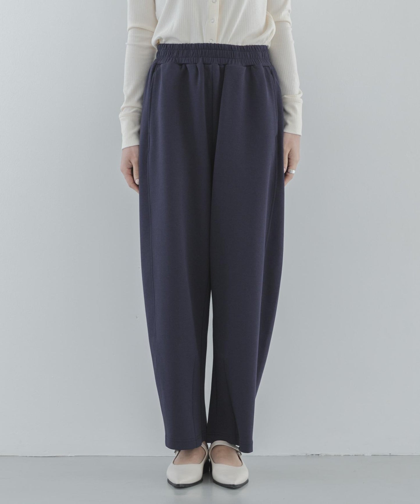 柔軟衛衣面料 彎刀版型 褲子