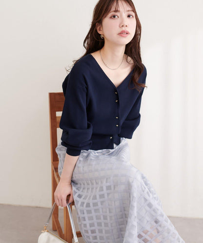 アシメデザイン釦カーデ