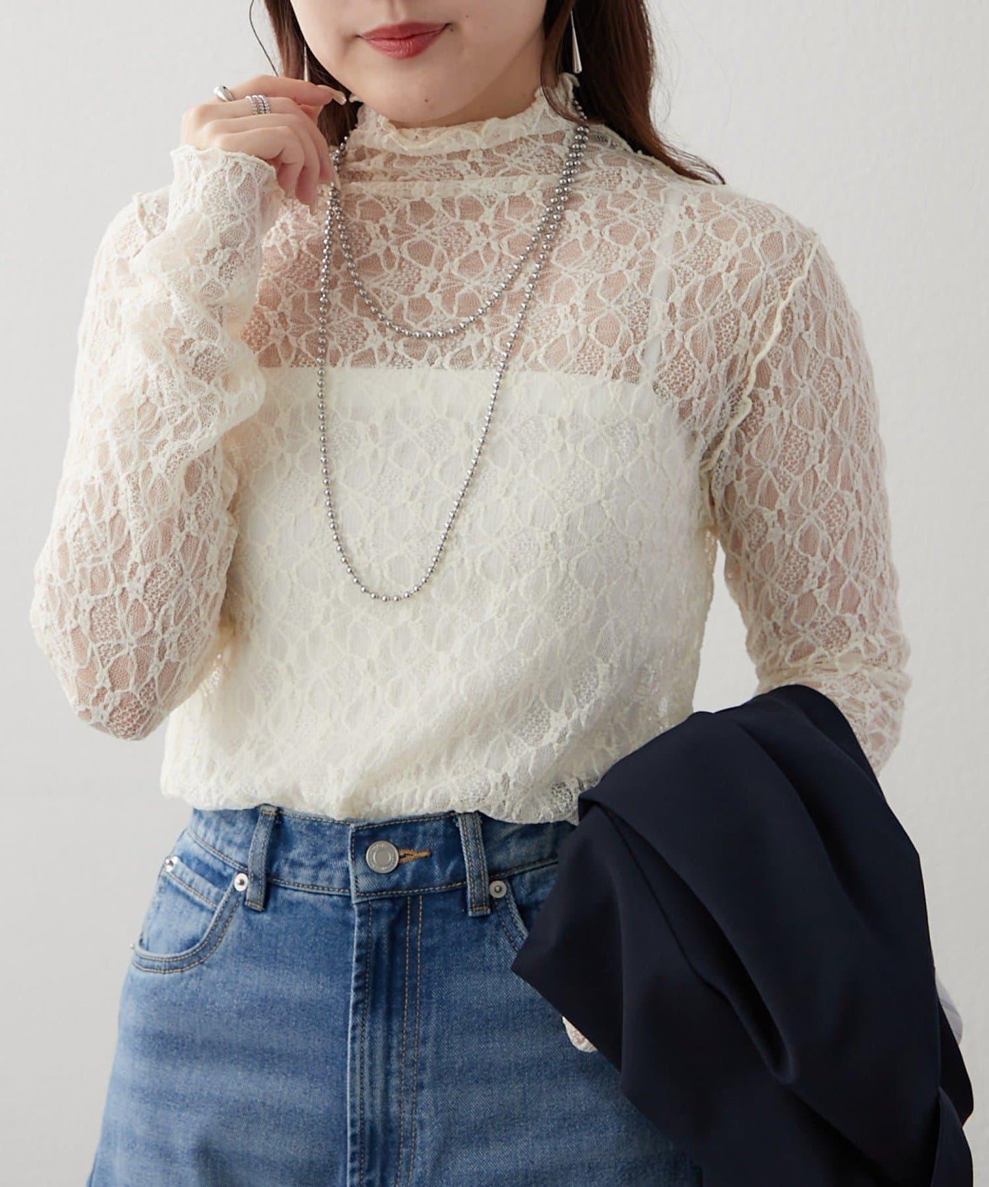 伸縮性バツグン!レースボトルネックプルオーバー