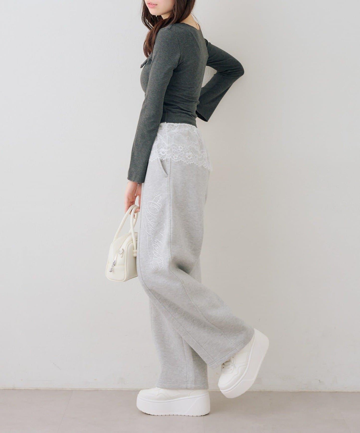 キラキラロゴスウェットパンツ