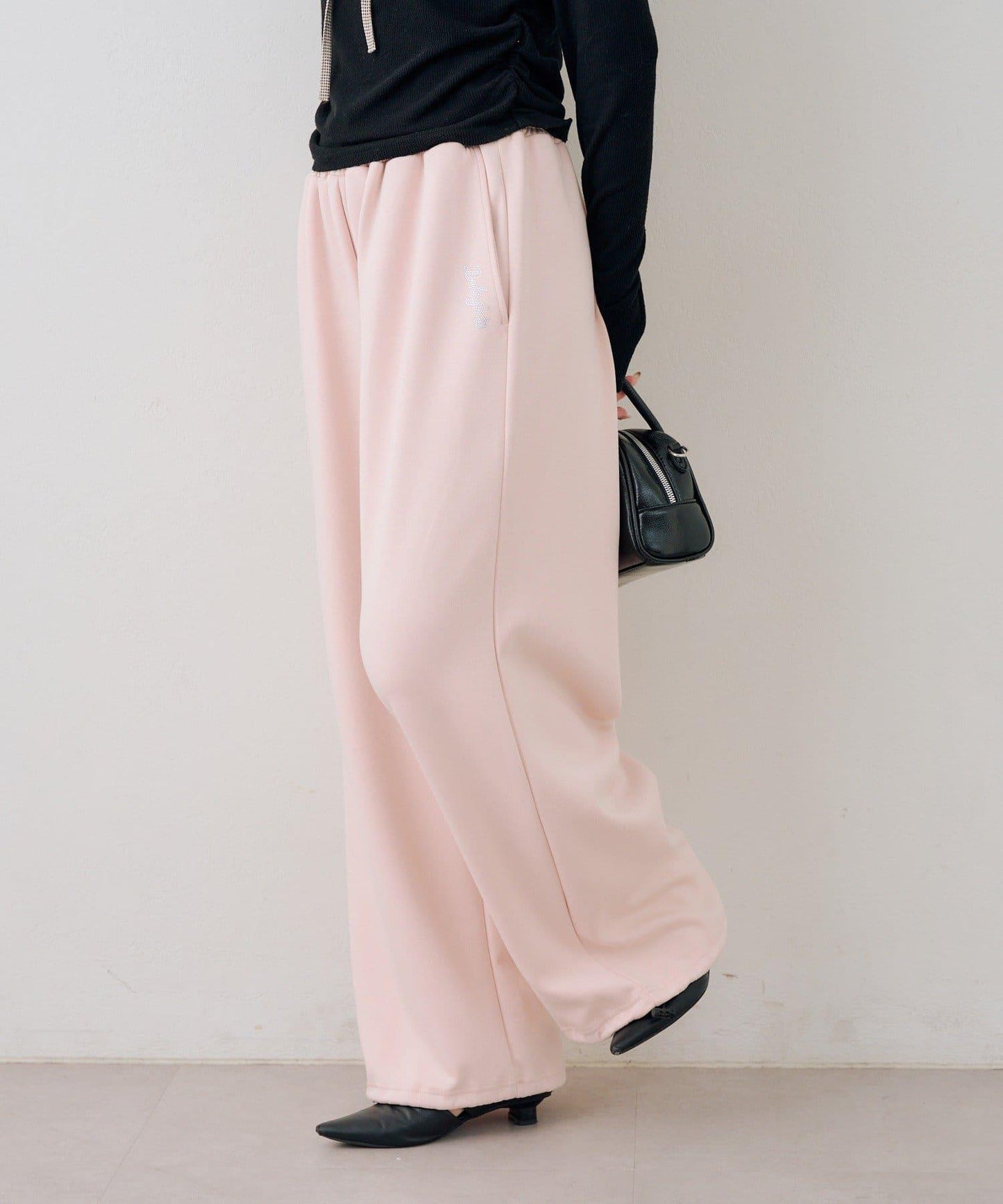 【set upで楽しめる】ロゴキラリダンボールスウェットパンツ