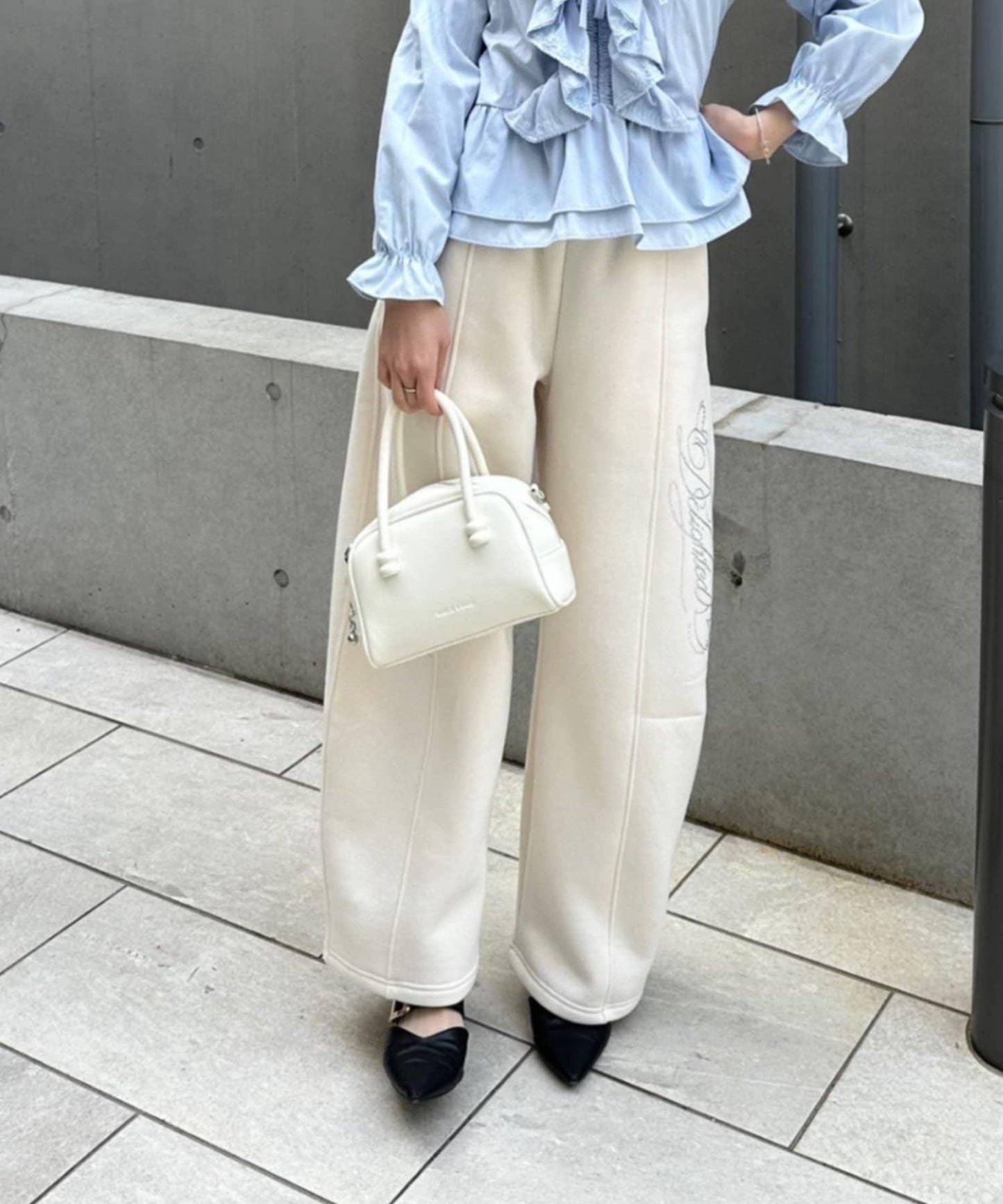 キラキラロゴスウェットパンツ