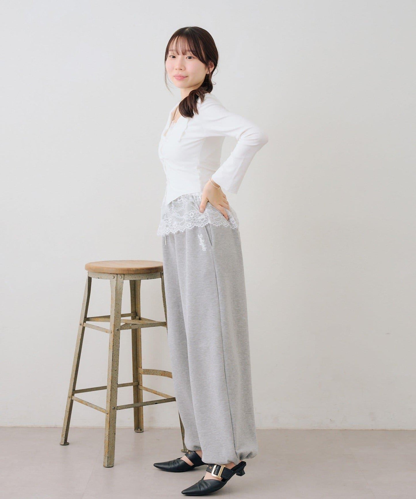 【set upで楽しめる】ロゴキラリダンボールスウェットパンツ