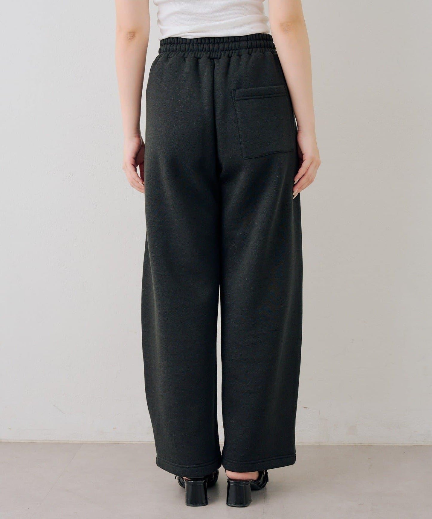 キラキラロゴスウェットパンツ