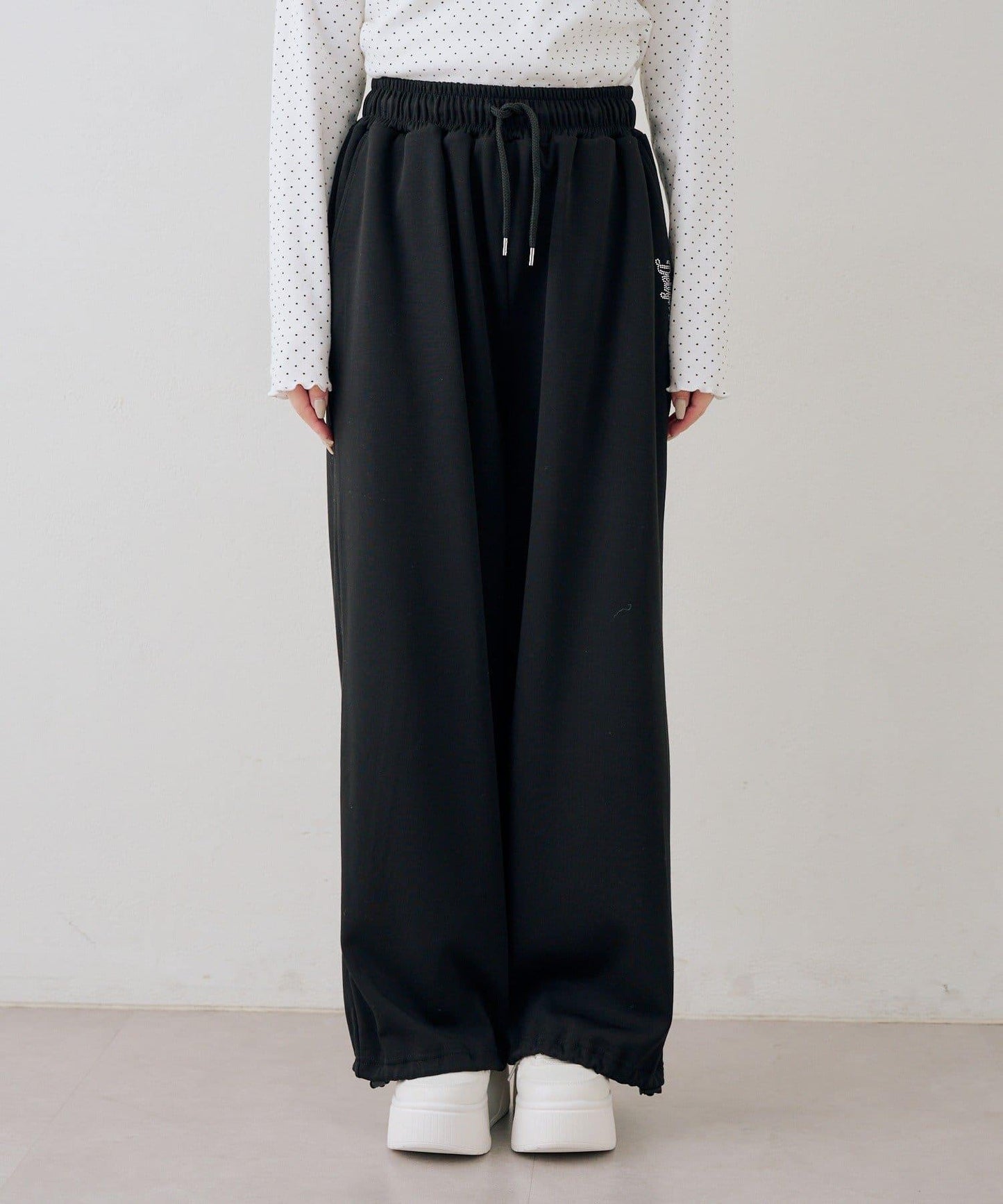 【set upで楽しめる】ロゴキラリダンボールスウェットパンツ