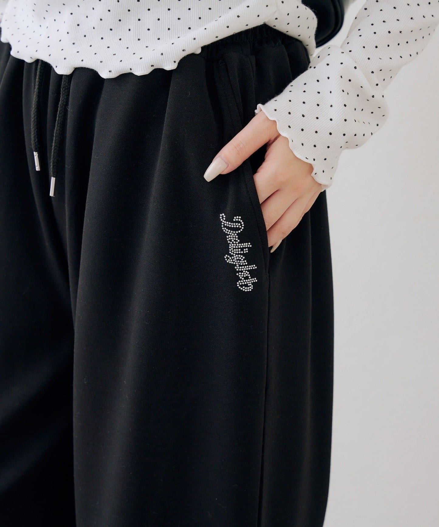 【set upで楽しめる】ロゴキラリダンボールスウェットパンツ