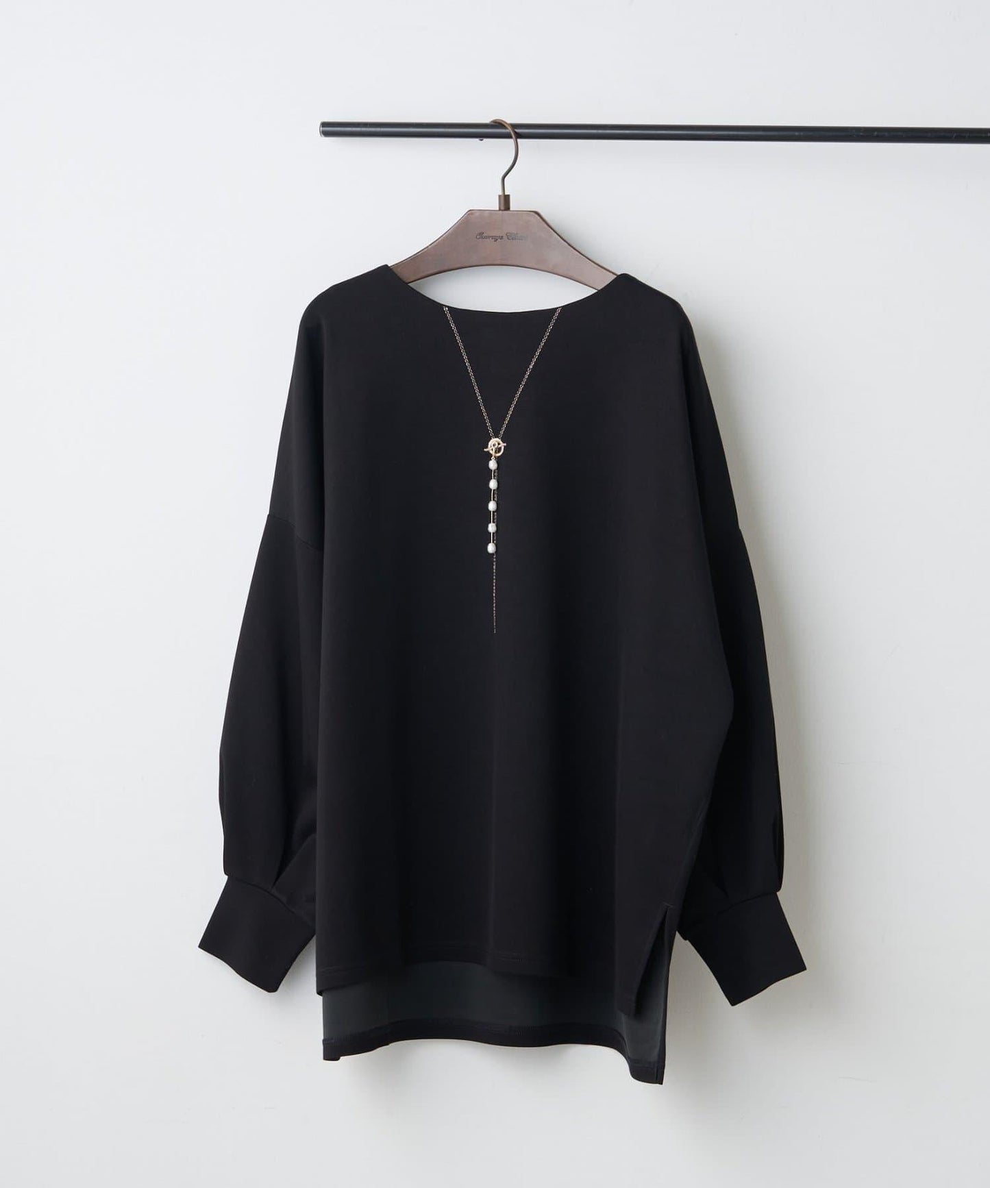 ネックレス刺繍2WAYプルオーバー