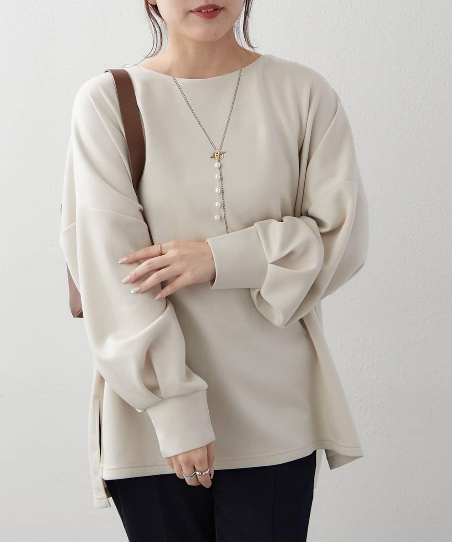 ネックレス刺繍2WAYプルオーバー