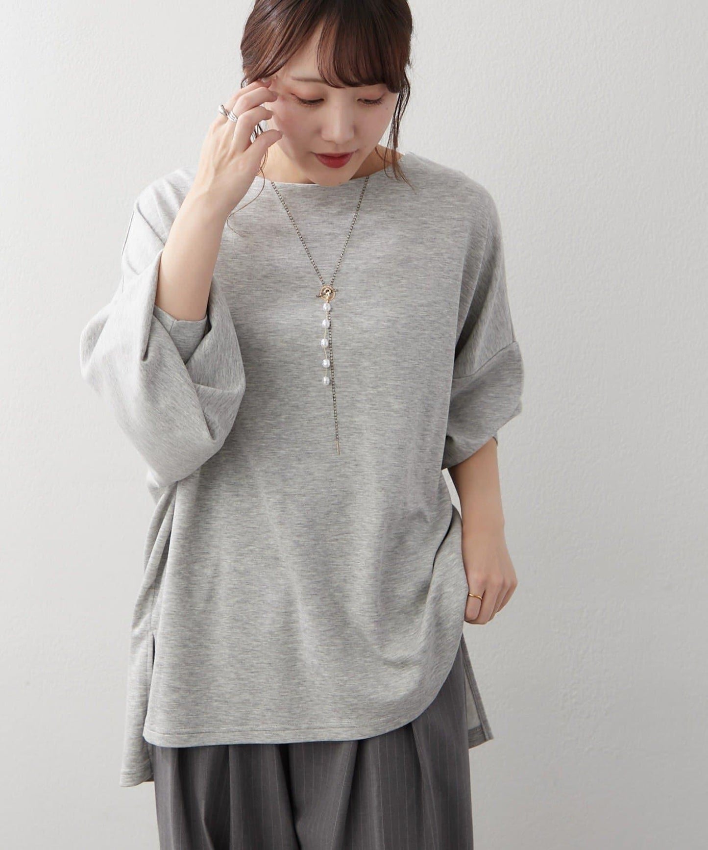 ネックレス刺繍2WAYプルオーバー