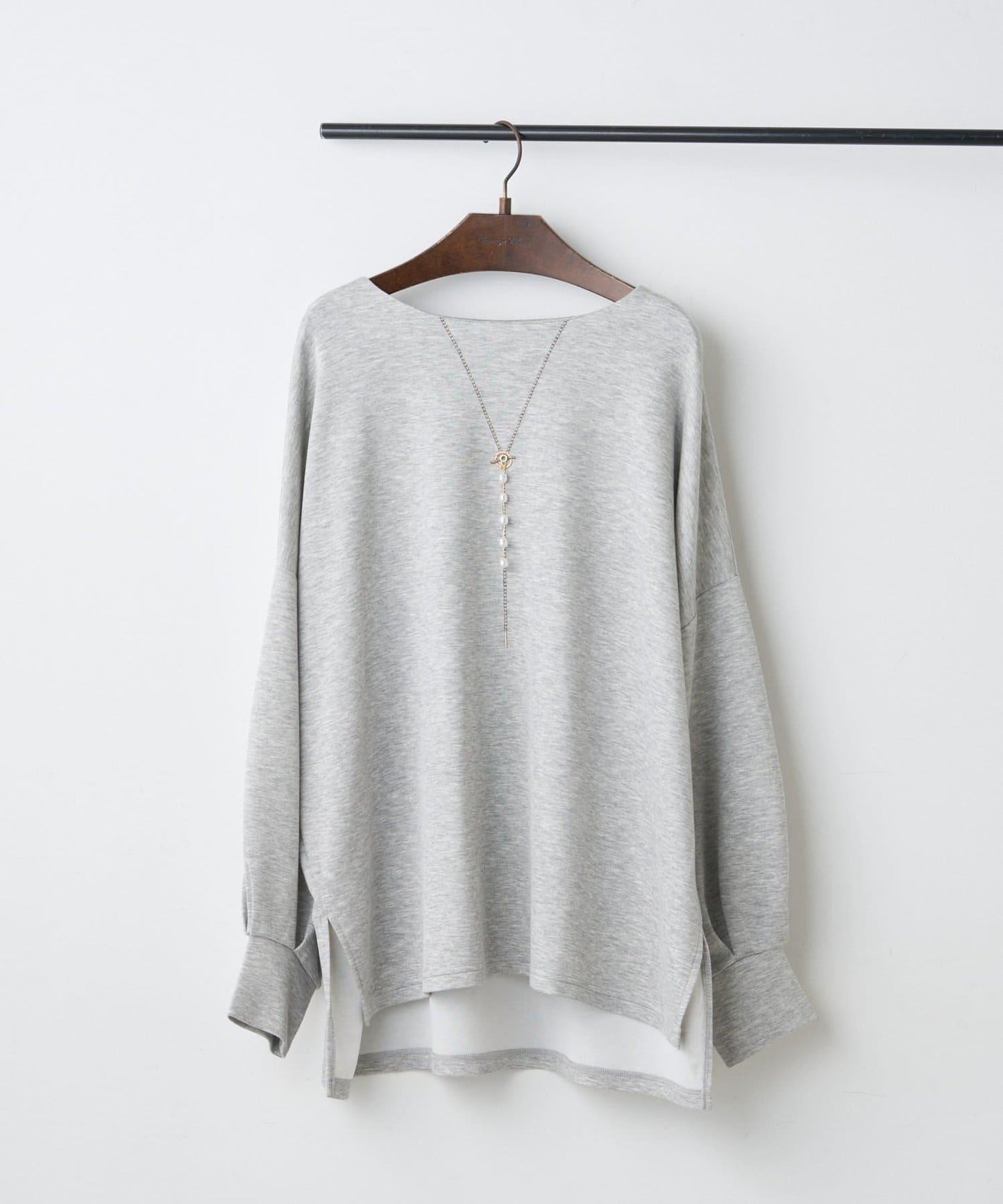 ネックレス刺繍2WAYプルオーバー