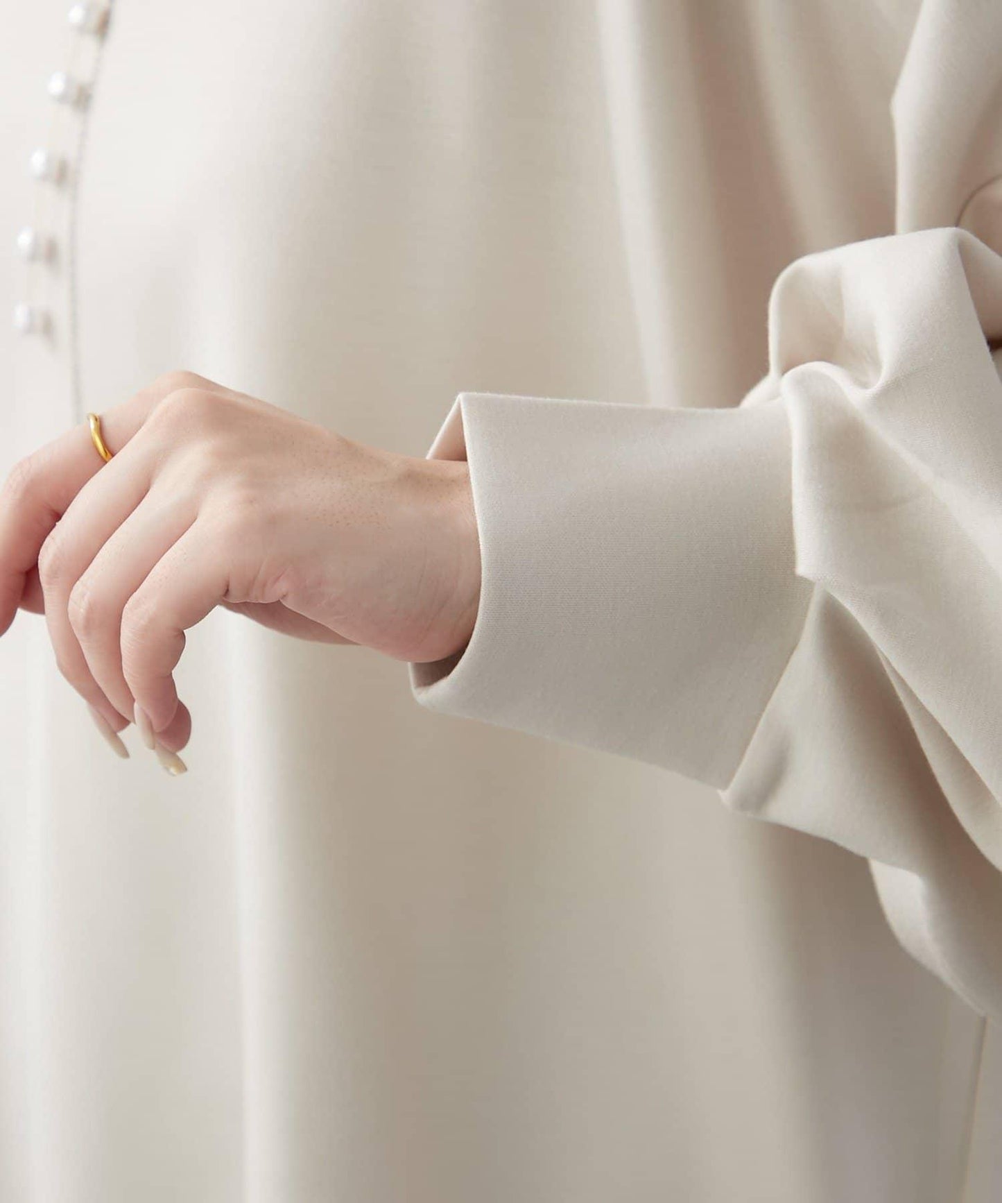 ネックレス刺繍2WAYプルオーバー