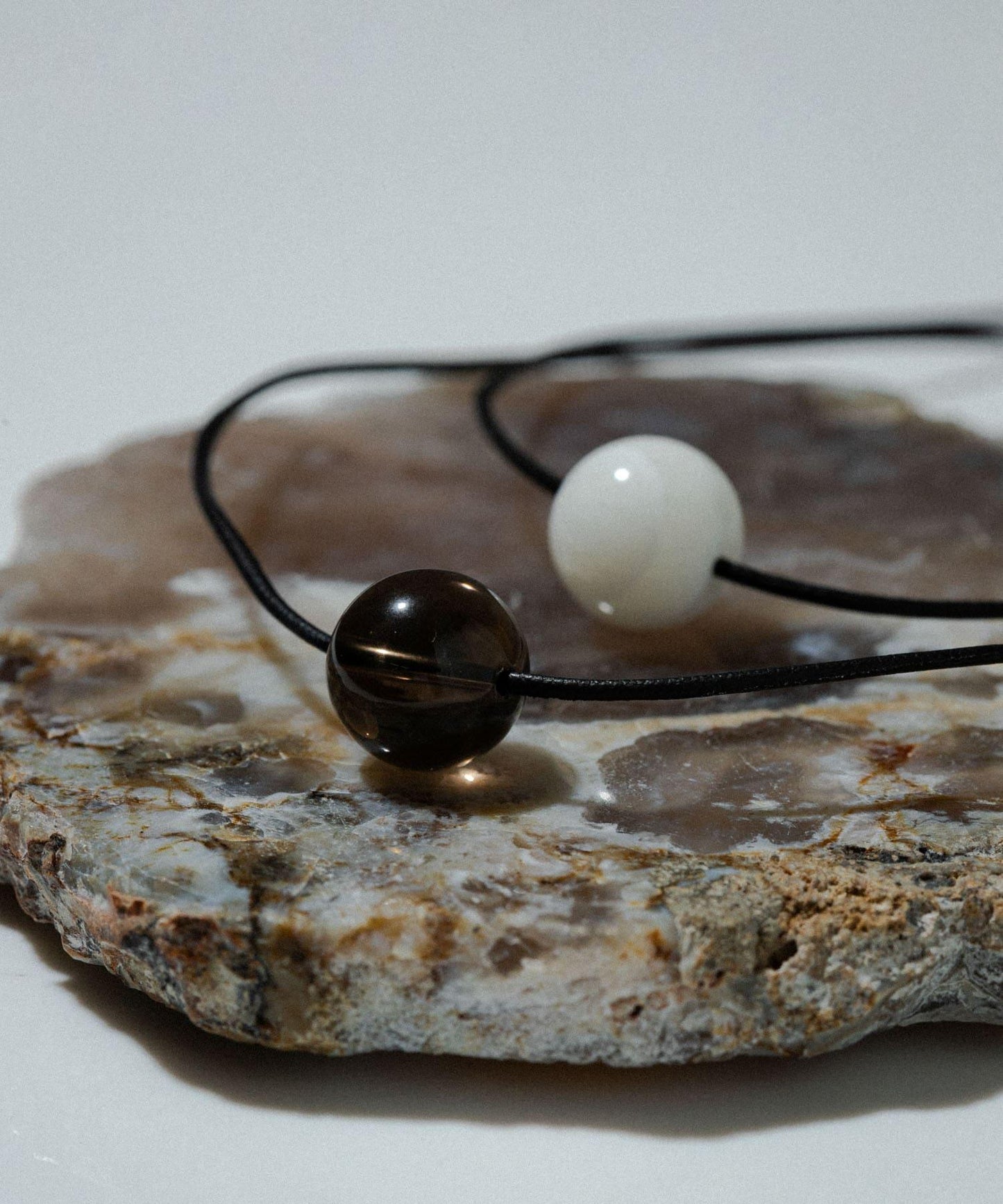 decor『デコール』 Gemstone Choker