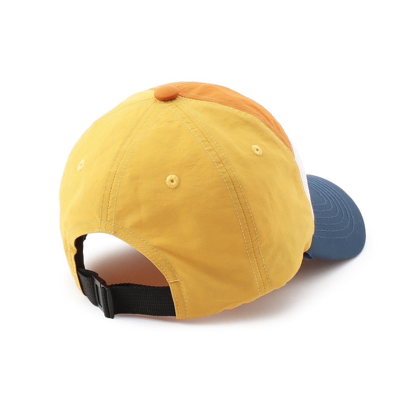 ロゴ刺しゅうキャップ