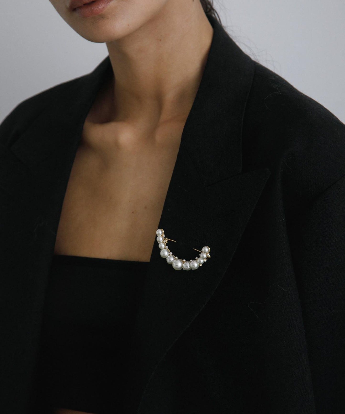 decor『デコール』 Broach curve pearl 胸針