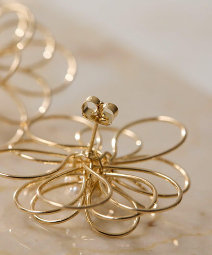 花朵珍珠金屬線設計耳環