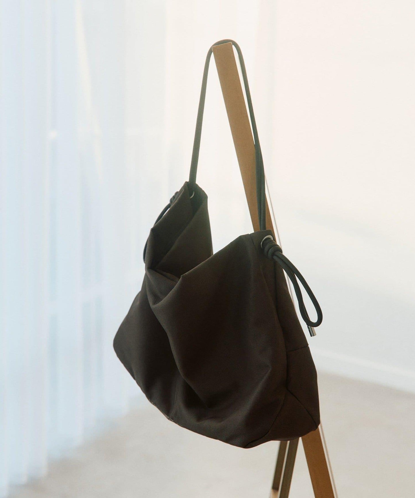 可放A4網眼單提手托特包