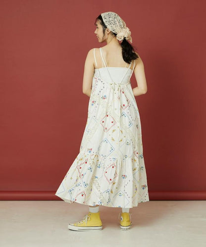 花朵手帕刺繡 吊帶 連衣裙