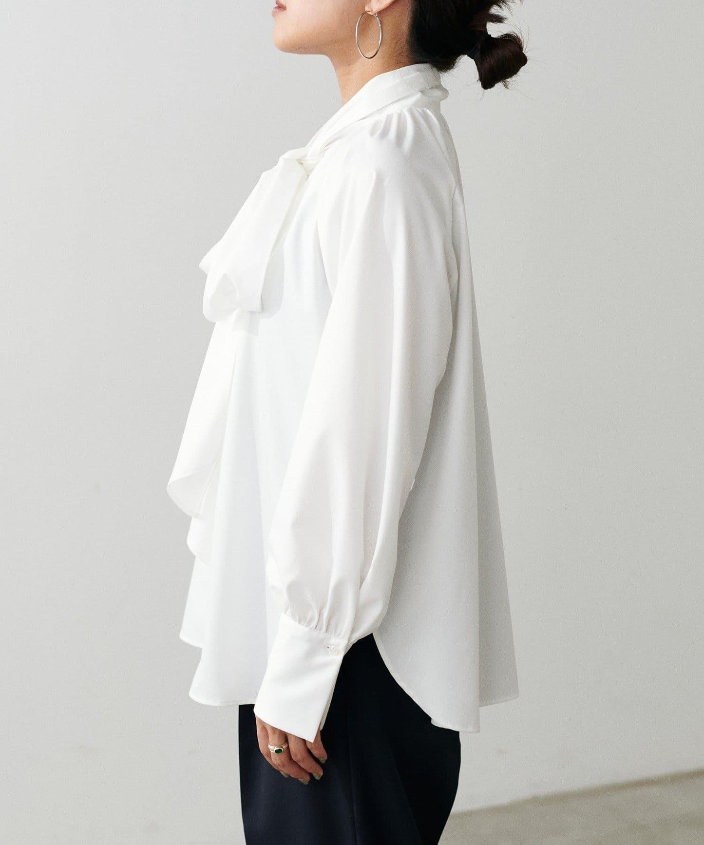 禮儀場合可穿 蝴蝶結繫帶褶皺 女式襯衫