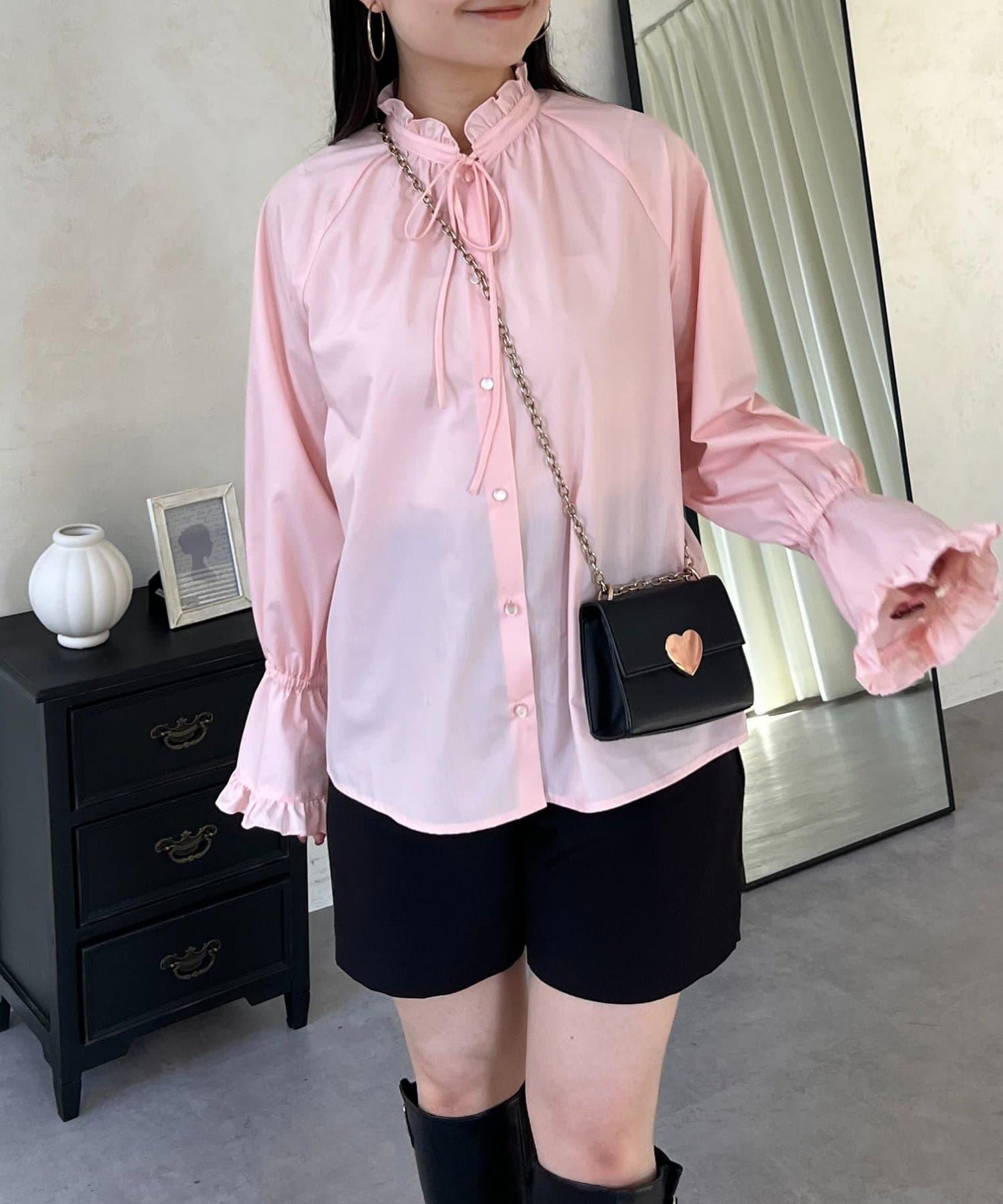 荷葉邊糖果袖 前系蝴蝶結 設計感 女式襯衫