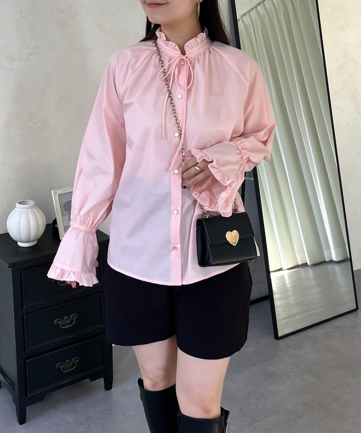 荷葉邊糖果袖 前系蝴蝶結 設計感 女式襯衫