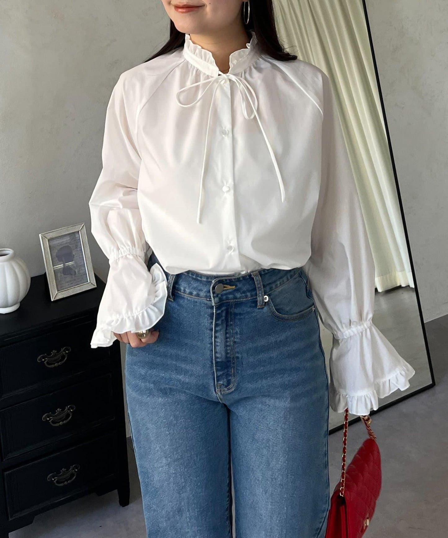 荷葉邊糖果袖 前系蝴蝶結 設計感 女式襯衫