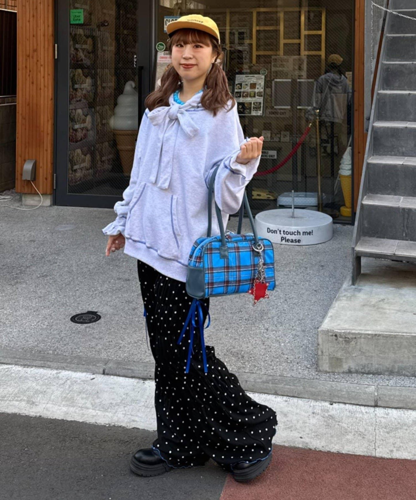 HELLO.SANFRANCISCO ハローサンフランシスコ 大蝴蝶結設計 毛圈面料 連帽衛衣