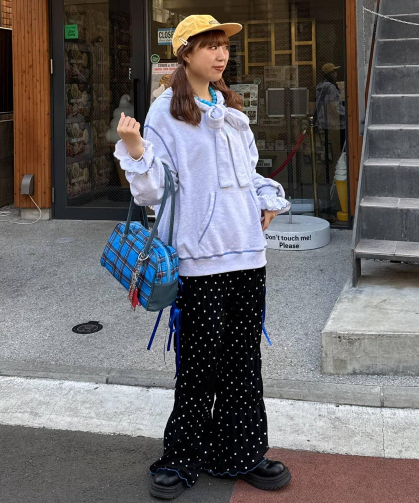 HELLO.SANFRANCISCO ハローサンフランシスコ 大蝴蝶結設計 毛圈面料 連帽衛衣