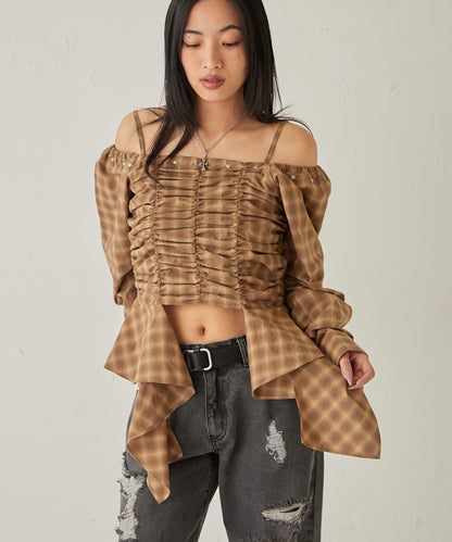 不對稱下襬 抽褶 一字肩 ASYM HEM GATHER OFF-SHOULDER BLOUSE 上衣