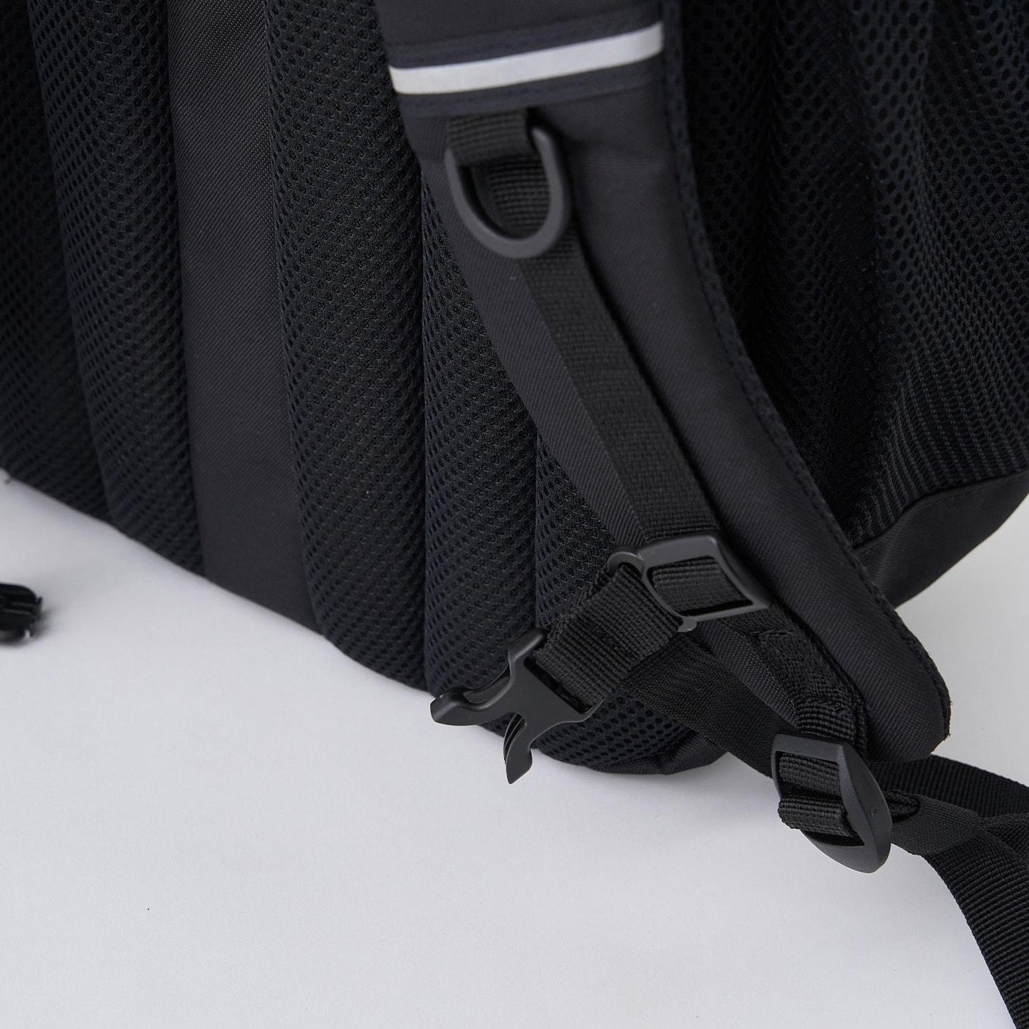 32L 輕量 防潑水 桶型 學校雙肩包