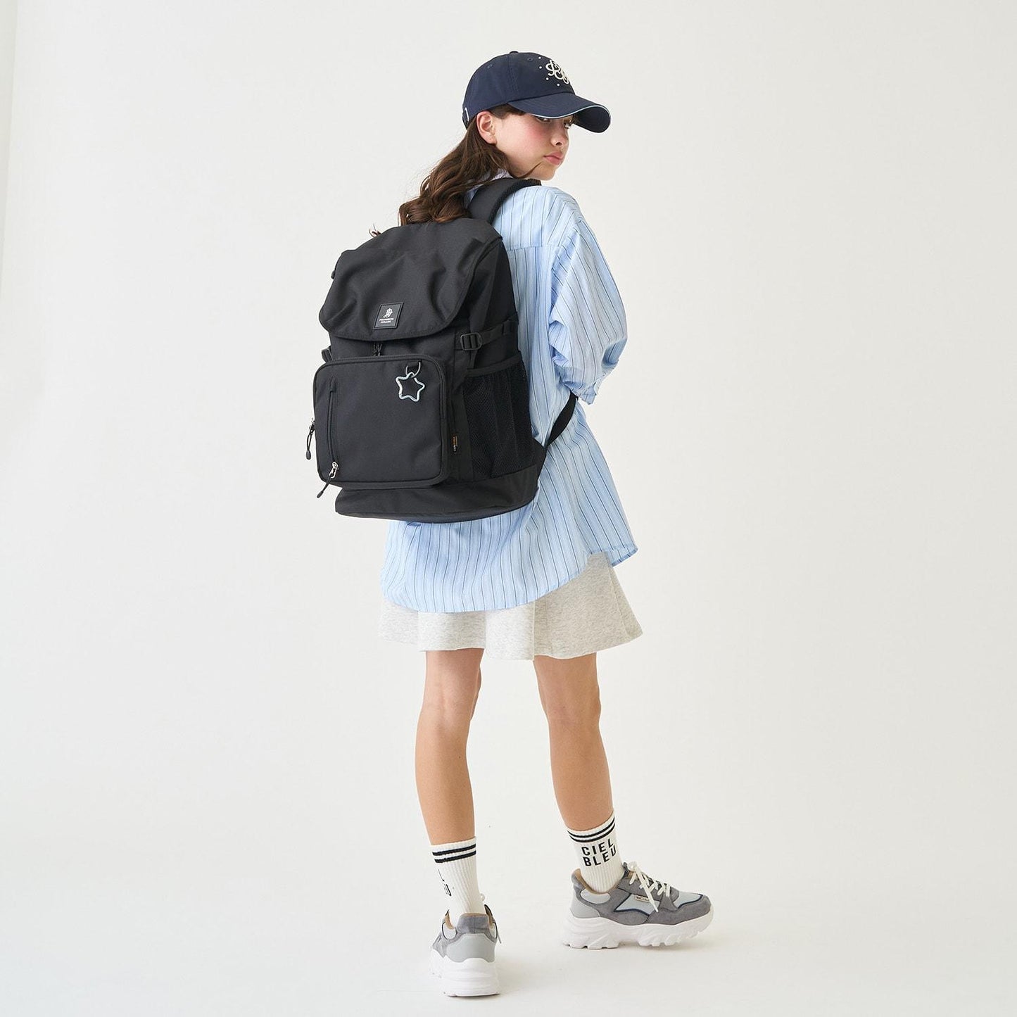32L 輕量 防潑水 桶型 學校雙肩包