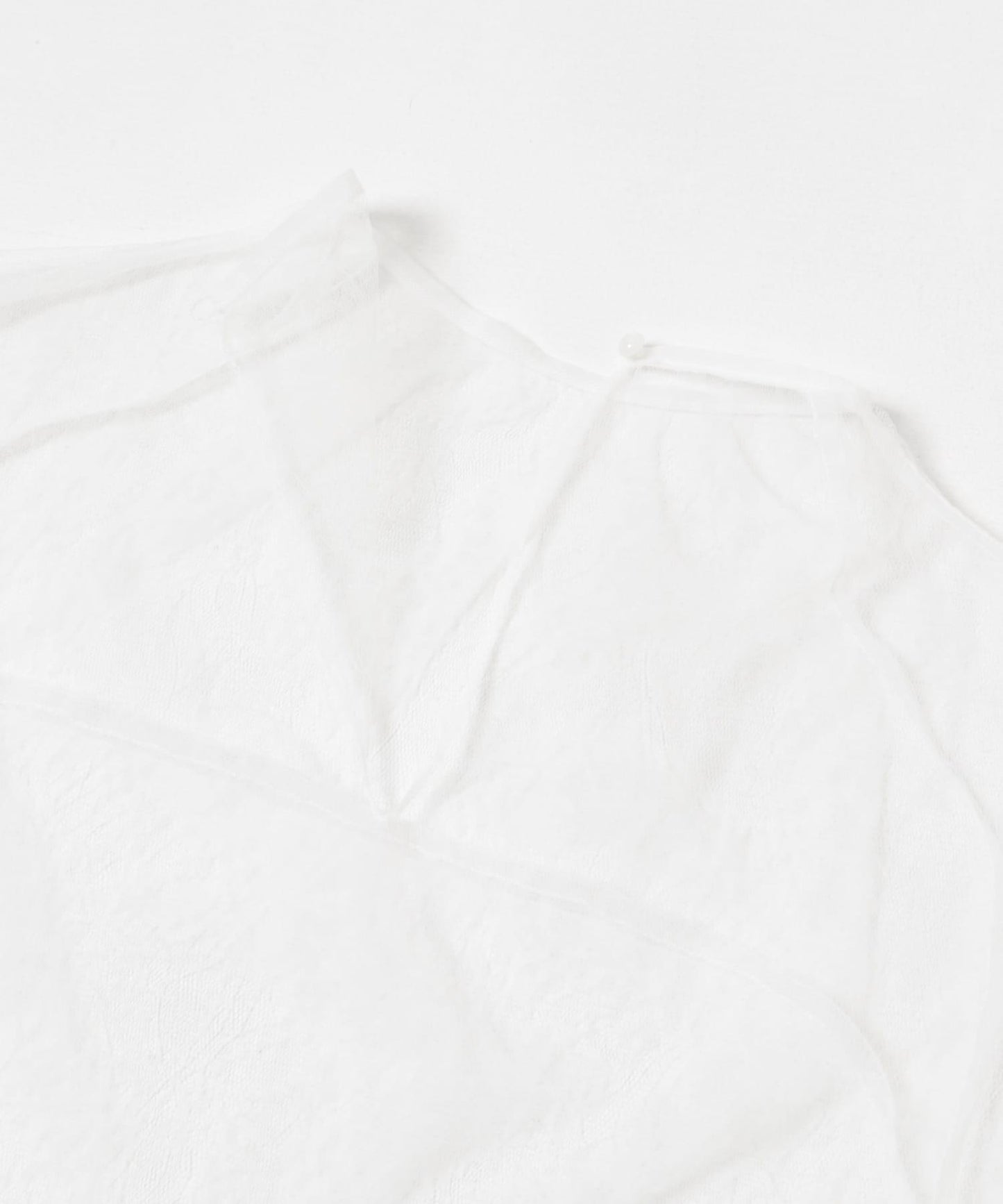 AMOMENTO SHEER LACE MOCK NECK TOP 上衣