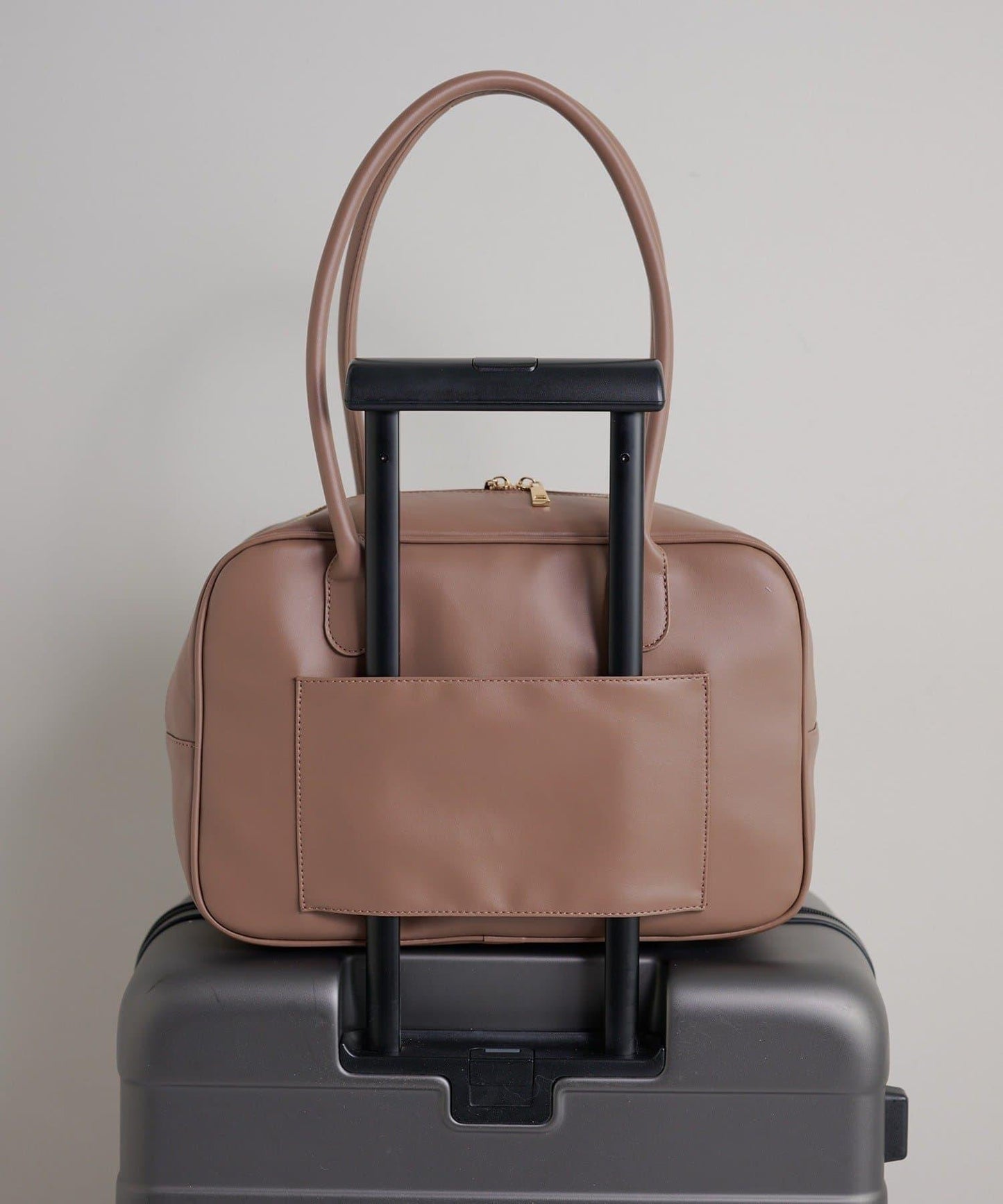 Carry-on 壓紋Logo 包