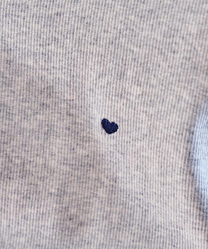 小心心刺繡 亨利領 長袖T恤