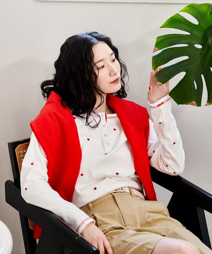 小心心刺繡 亨利領 長袖T恤