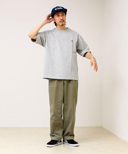 BOY刺繡 內側漸變 單點設計 短袖T恤