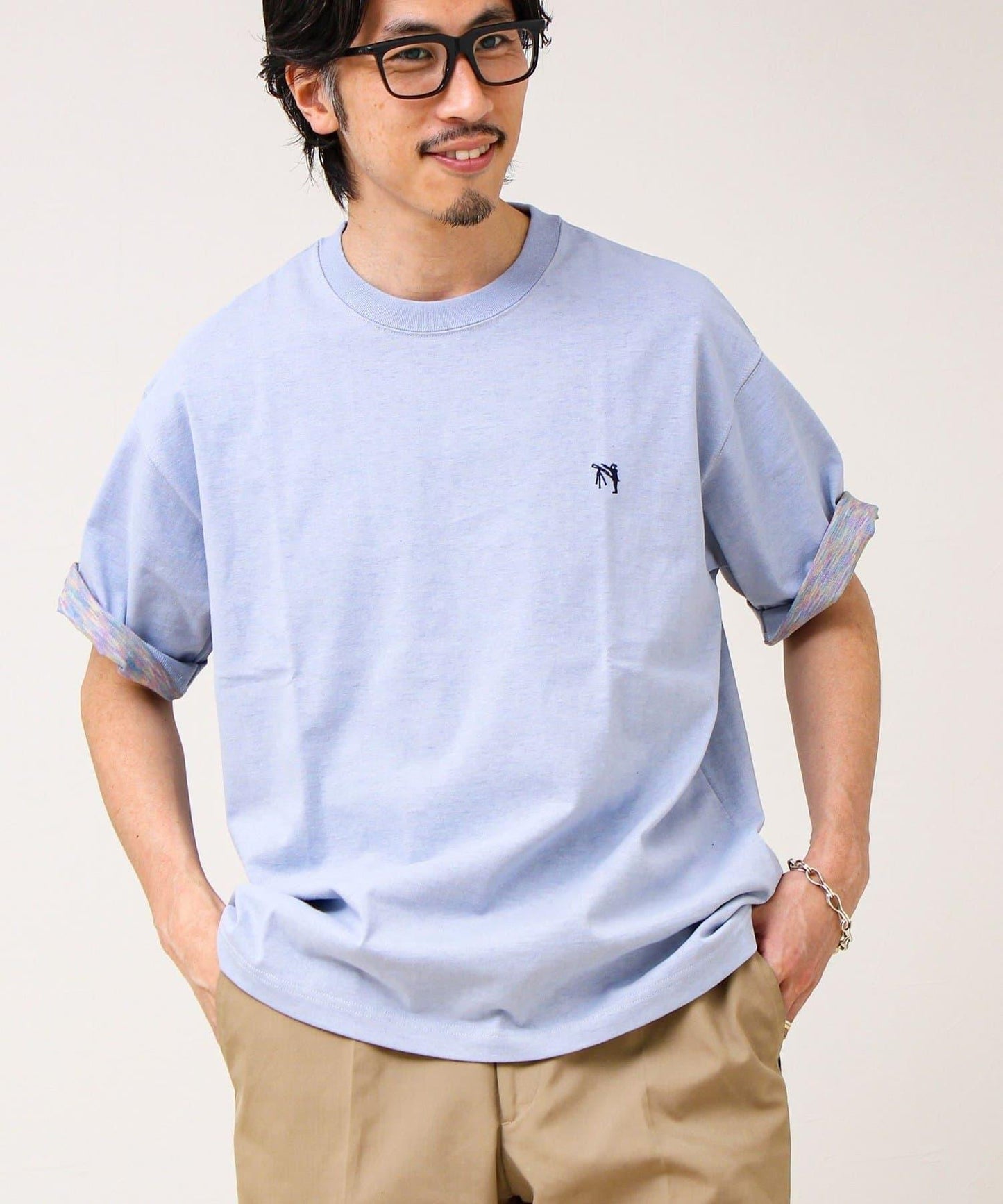 BOY刺繡 內側漸變 單點設計 短袖T恤