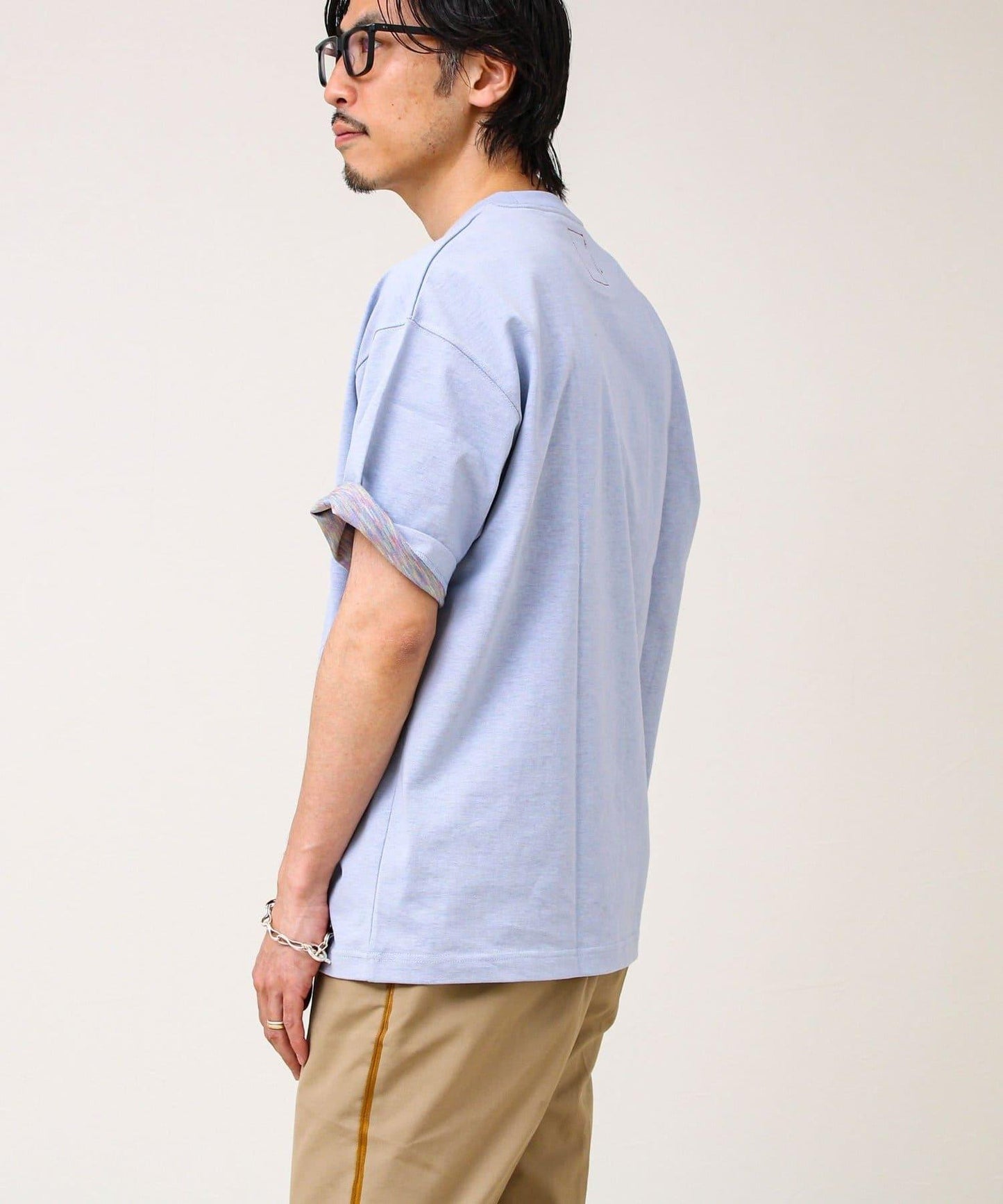 BOY刺繡 內側漸變 單點設計 短袖T恤
