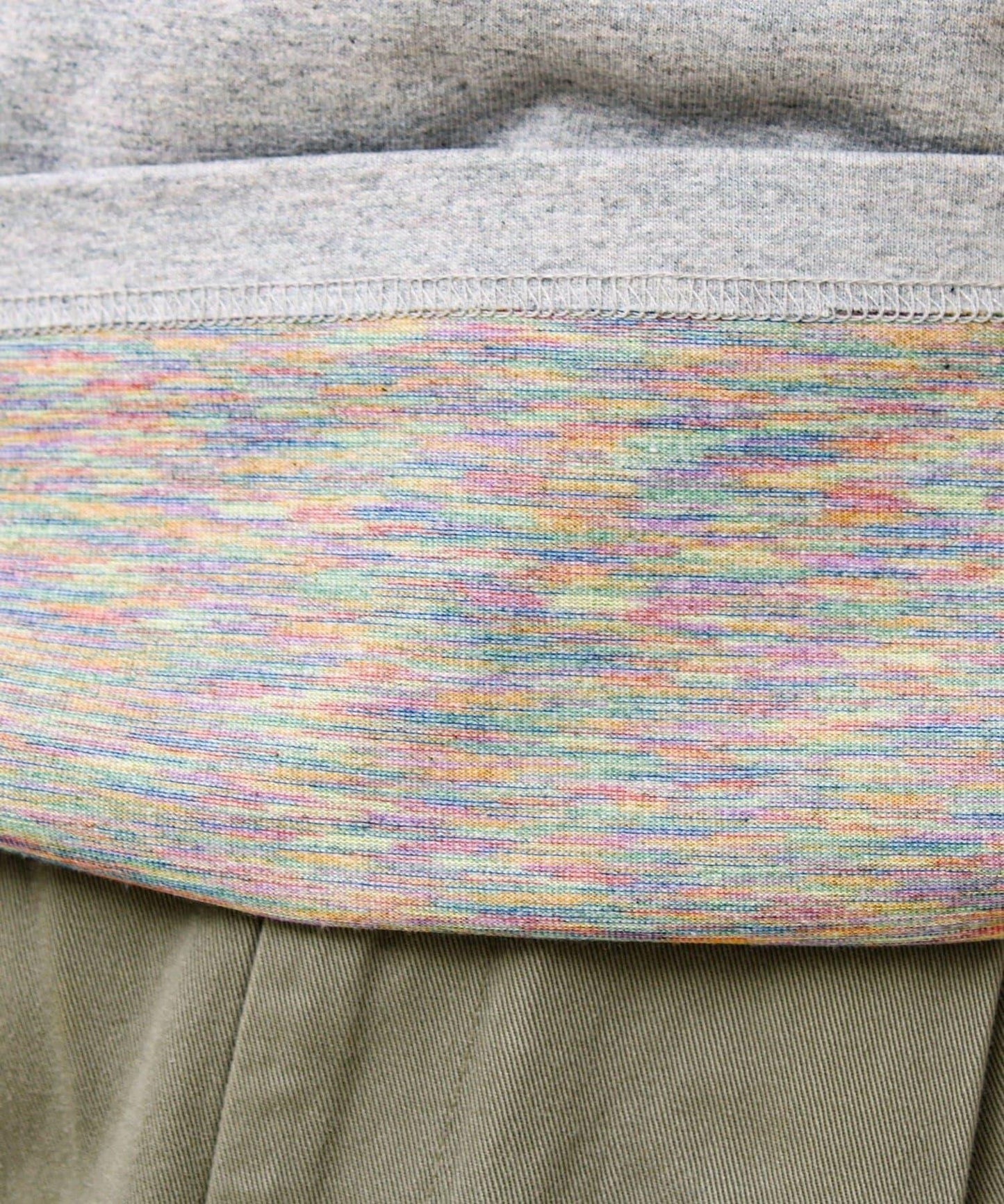 BOY刺繡 內側漸變 單點設計 短袖T恤