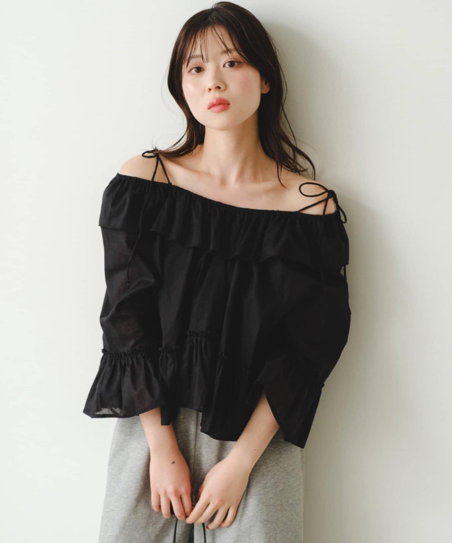 蝴蝶荷葉邊設計 女襯衫